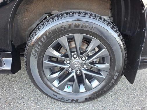 Black Onyx 2023 Lexus GX 460 Premium