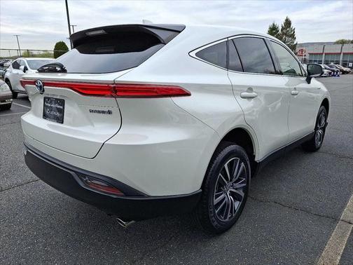 2021 Toyota Venza LE