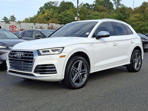 2018 Audi SQ5 3.0T Premium Plus
