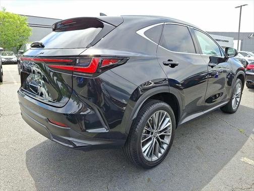 2022 Lexus NX 350h Premium
