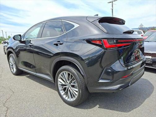 2022 Lexus NX 350h Premium