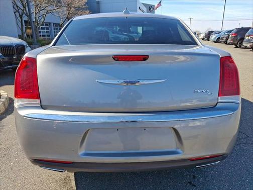 2017 Chrysler 300C Base