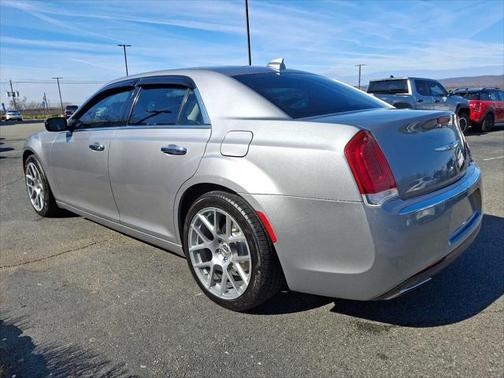 2017 Chrysler 300C Base