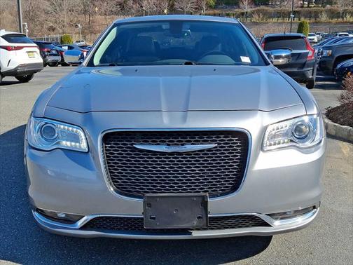 2017 Chrysler 300C Base