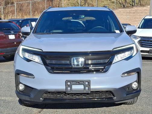 2022 Honda Pilot AWD Black Edition