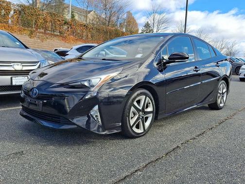 2018 Toyota Prius Four Touring