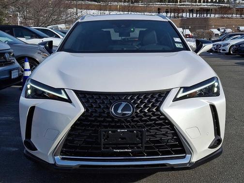 2023 Lexus UX 250h Base