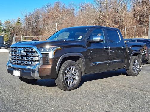 2023 Toyota Tundra Hybrid 1794 Edition