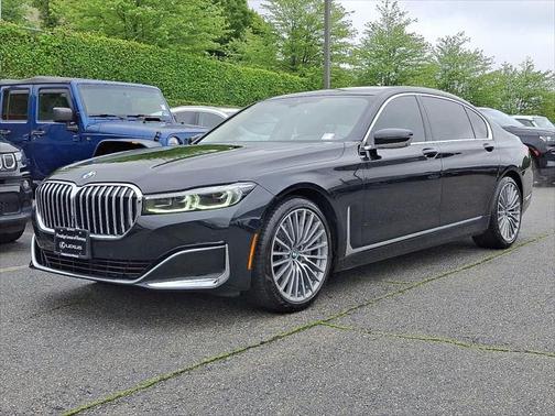 2022 BMW 750 i xDrive