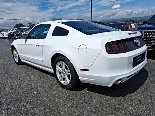 2014 Ford Mustang V6