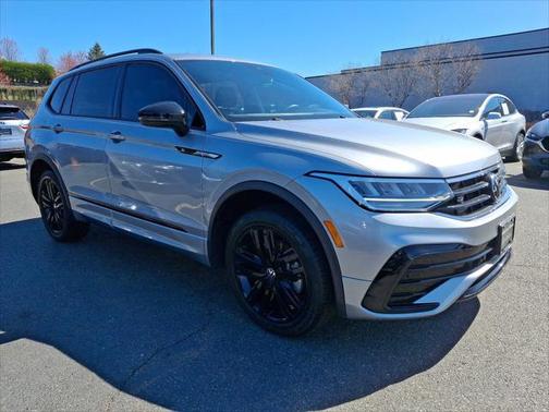 2022 Volkswagen Tiguan 2.0T SE R-Line Black 4MOTION
