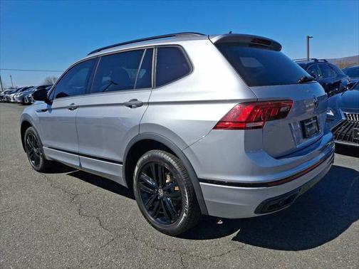 2022 Volkswagen Tiguan 2.0T SE R-Line Black 4MOTION