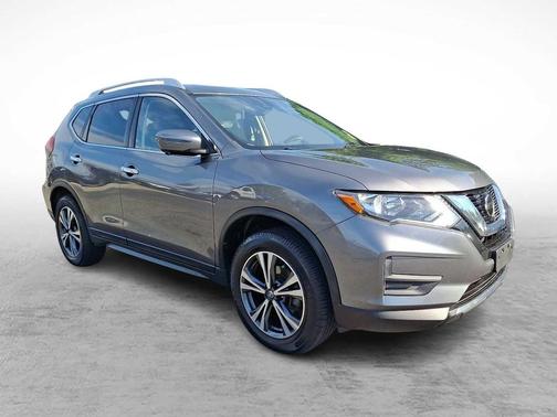 Gun Metallic 2019 Nissan Rogue SV