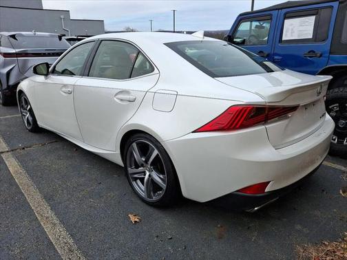 2018 Lexus IS 300 Base