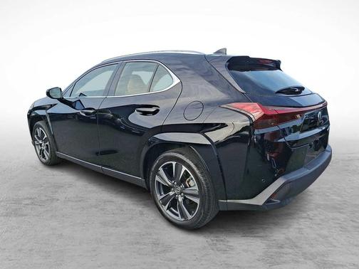 Obsidian 2023 Lexus UX 250h Base