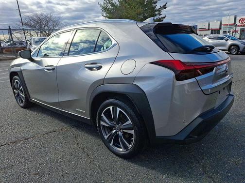 2019 Lexus UX 250h Base