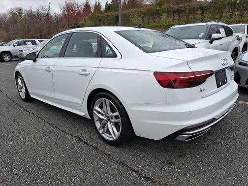 2023 Audi A4 45 S line Premium Plus