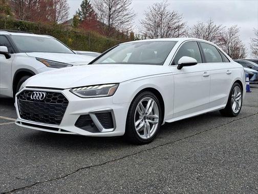 2023 Audi A4 45 S line Premium Plus