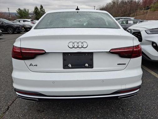 2023 Audi A4 45 S line Premium Plus