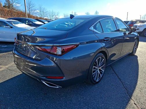 2024 Lexus ES 350 Base