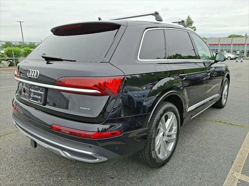2021 Audi Q7 55 Premium Plus