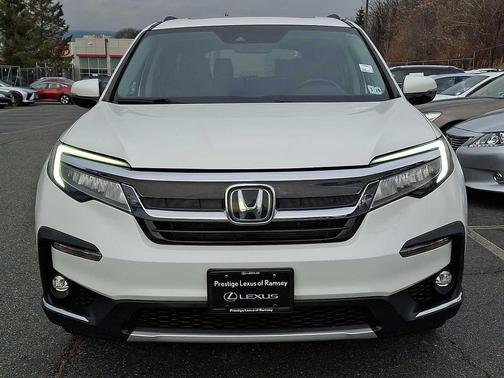 2021 Honda Pilot Touring 8-Passenger