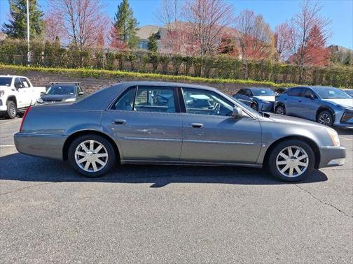 2007 Cadillac DTS Luxury