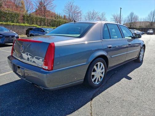 2007 Cadillac DTS Luxury