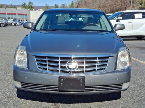 2007 Cadillac DTS Luxury