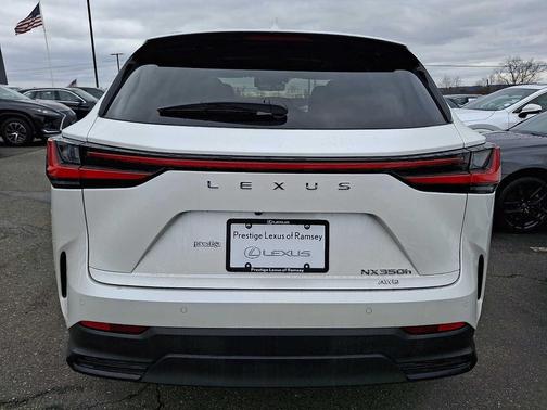 2024 Lexus NX 350h Luxury