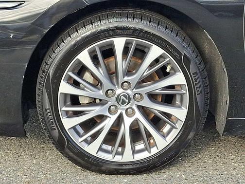 2019 Lexus ES 350 Base