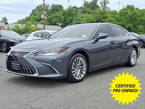 2023 Lexus ES 300h Ultra Luxury