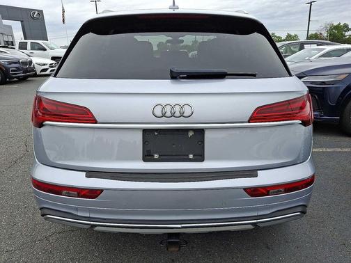 2021 Audi Q5 45 Premium
