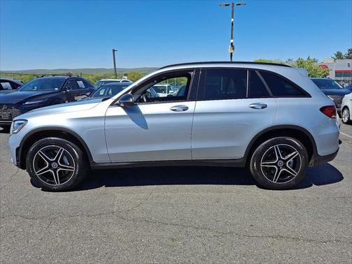 2022 Mercedes-Benz GLC 300 4MATIC
