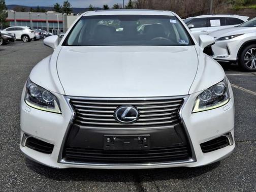 2015 Lexus LS 460 Base