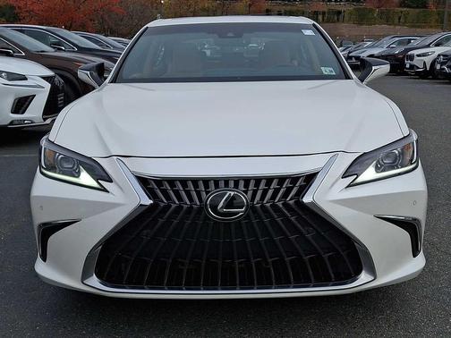 2023 Lexus ES 350 Base