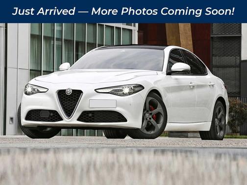 2018 Alfa Romeo Giulia Base