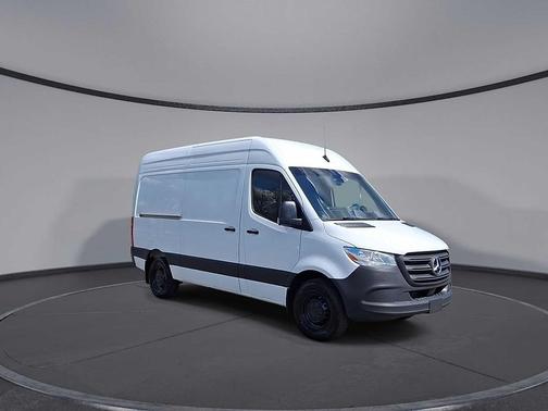Arctic White 2025 Mercedes-Benz Sprinter 2500 Standard Roof