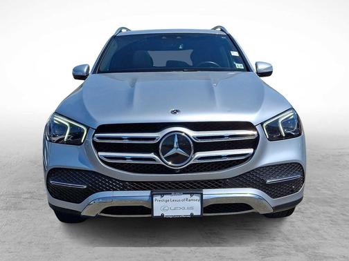 Cirrus Silver Metallic 2022 Mercedes-Benz GLE 350 4MATIC