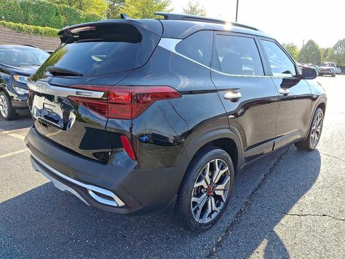 2022 Kia Seltos SX Turbo