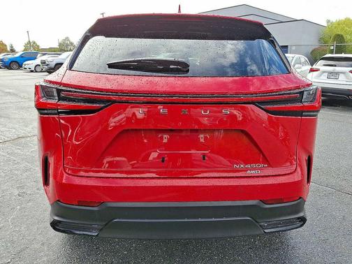 2025 Lexus NX 450h+ Luxury