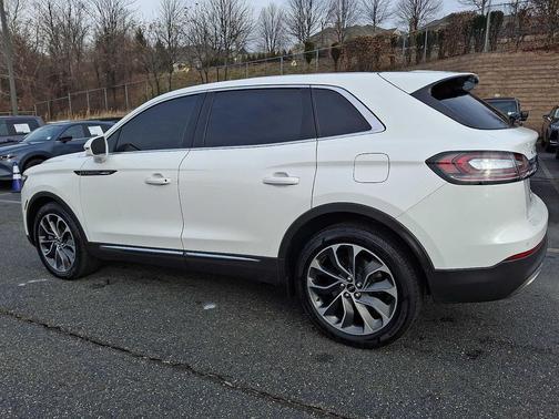 2021 Lincoln Nautilus Reserve