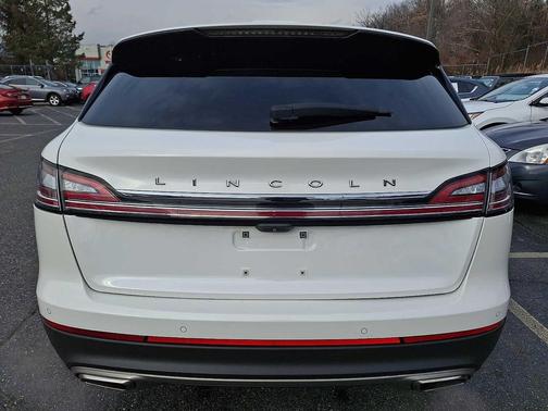 2021 Lincoln Nautilus Reserve