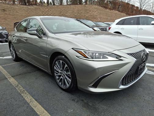 2019 Lexus ES 350 Base