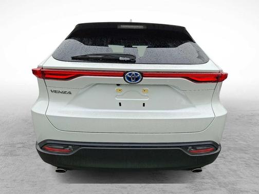 Wind Chill Pearl 2024 Toyota Venza LE