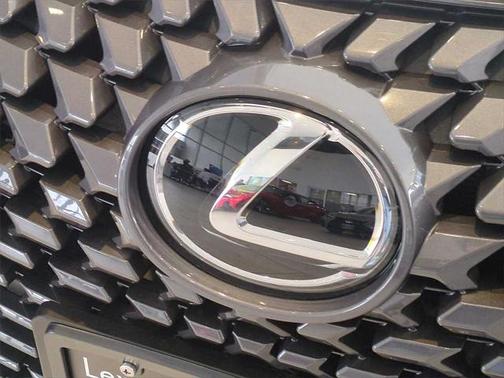 2025 Lexus UX 300h Base
