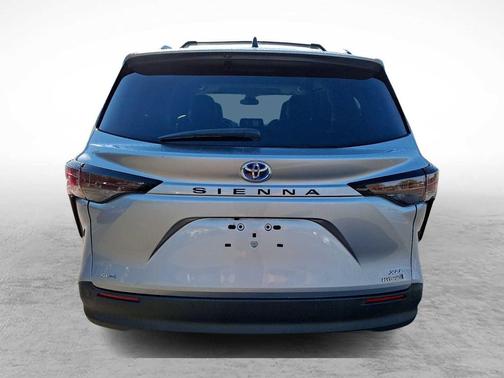 Celestial Silver Metallic 2024 Toyota Sienna XLE