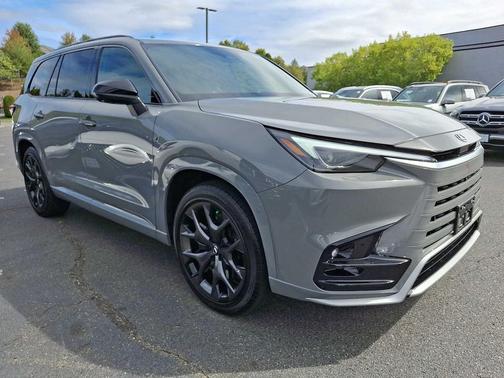 2025 Lexus TX 500h F SPORT Premium