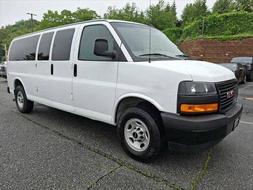 2022 GMC Savana 3500 RWD 3500 Extended Wheelbase LS