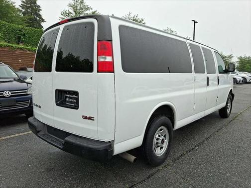 2022 GMC Savana 3500 RWD 3500 Extended Wheelbase LS